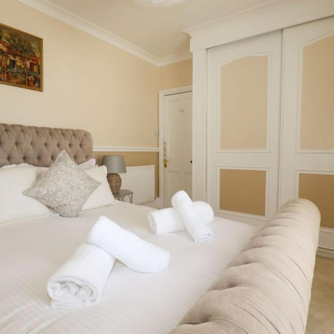 Gorgeous House In Newquay Walking Distance From Fistral Beach New Quay Exterior foto
